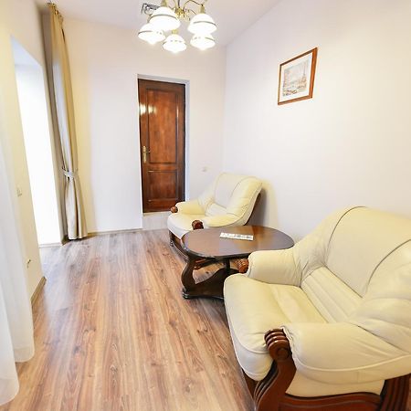 Le Petit Paris Hotell Cluj-Napoca Eksteriør bilde
