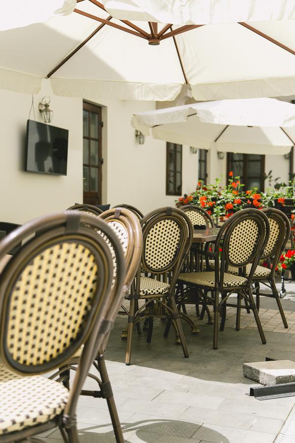 Le Petit Paris Hotell Cluj-Napoca Eksteriør bilde